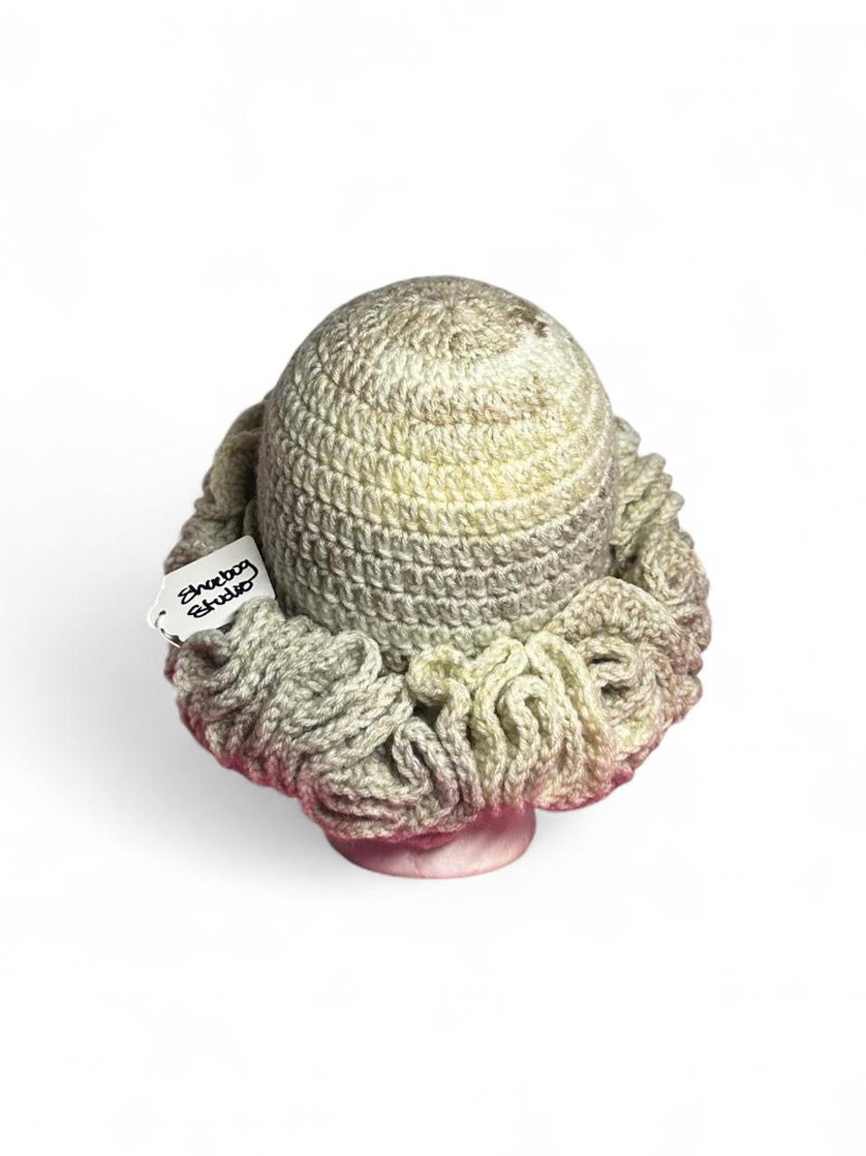 Ruffle hat